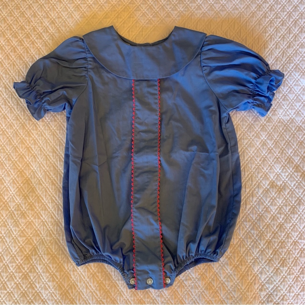 Smocked Giraffe Bubble with Ric Rac Trim Detail - Darling!